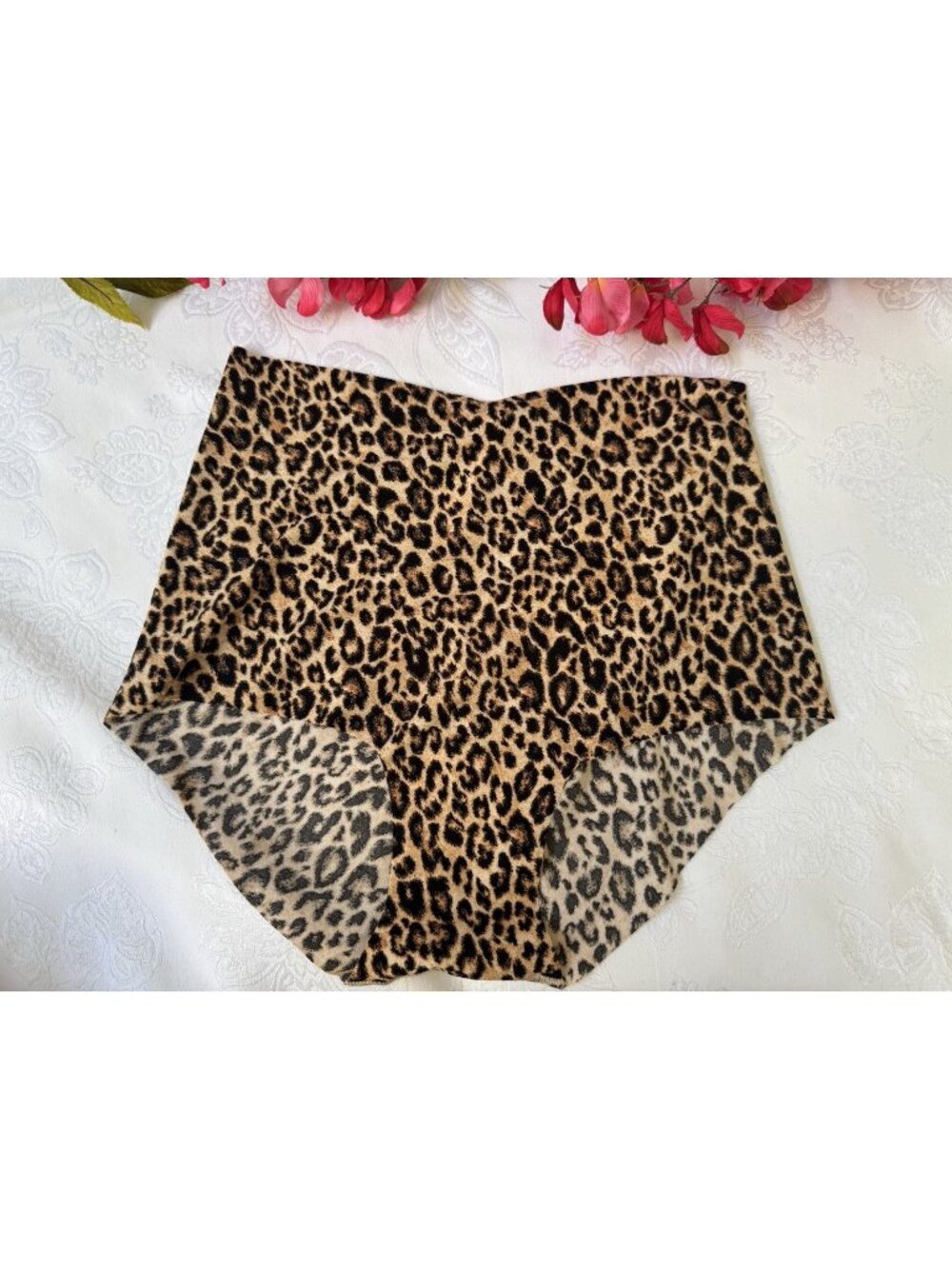 VICTORIA'S SECRET S ANIMAL PRINT HI RISE SEAMLESS SMOOTH BRIEF SLIP PANTIES NWT